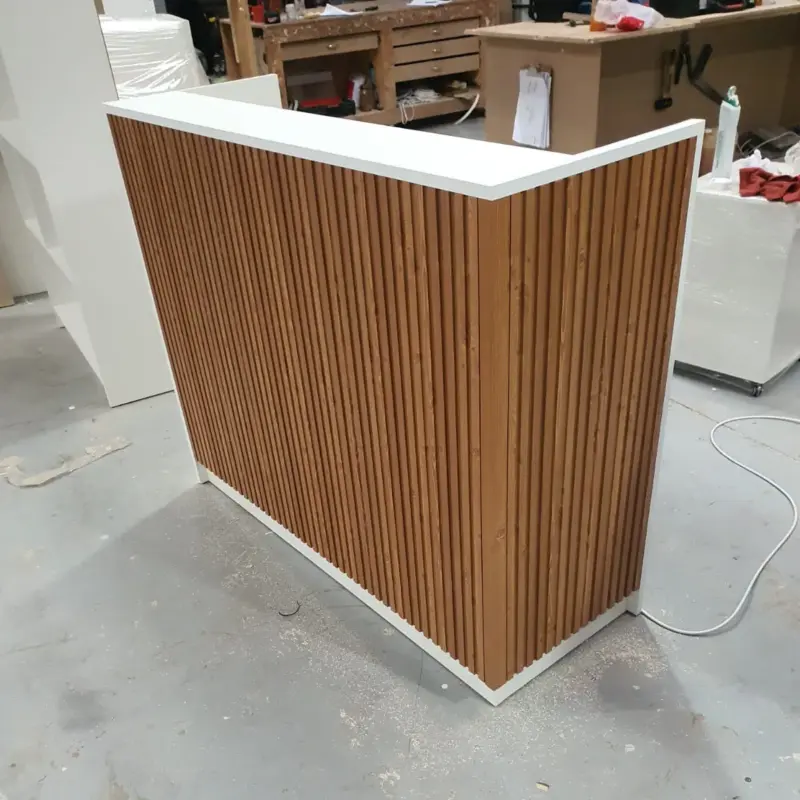 Recepcion con wall panel — vista 5