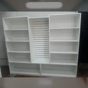 Estante para Negocio con Panel Ranurado