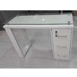 Mesa de Manicure