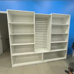 Estante para Negocio con Panel Ranurado